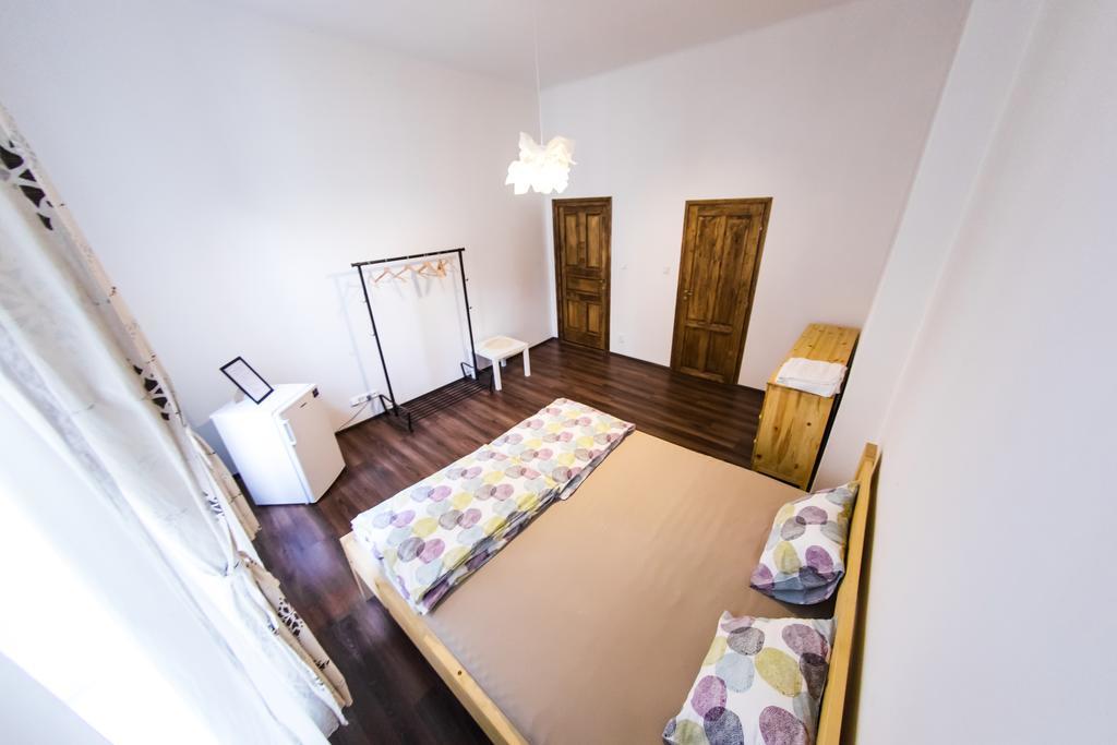 Freedom Rooms & Apartments Praha Bagian luar foto