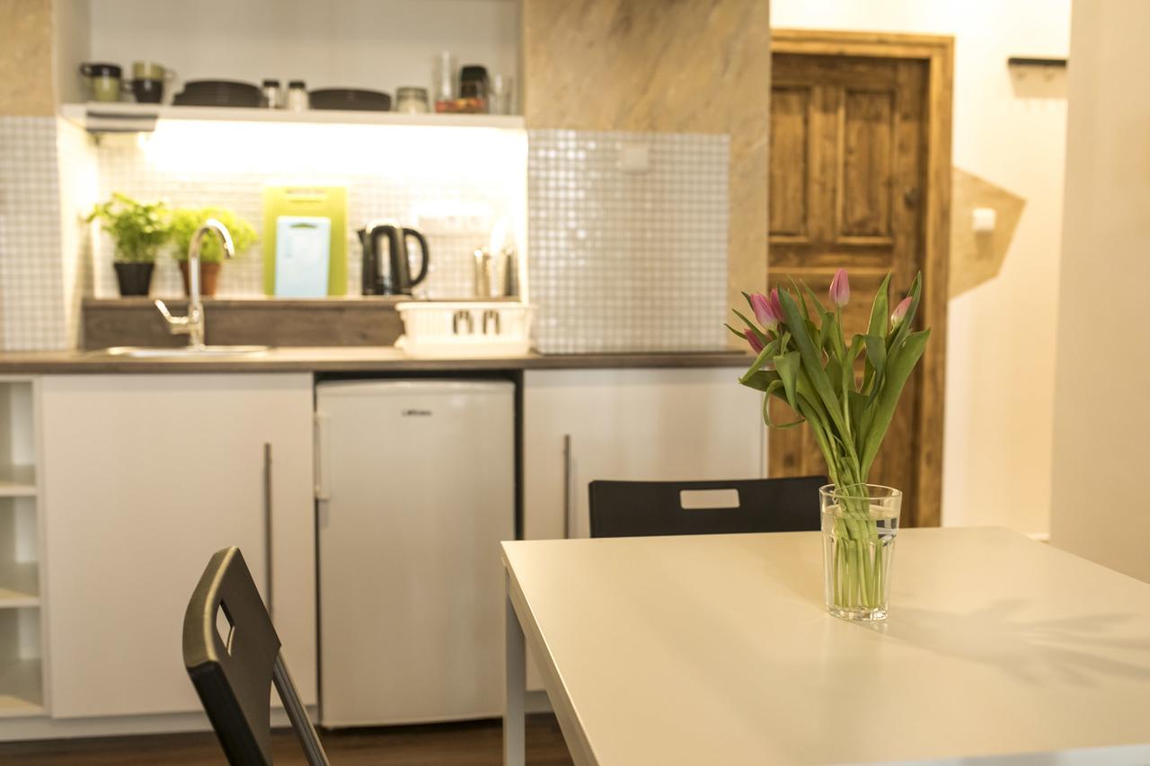 Freedom Rooms & Apartments Praha Bagian luar foto