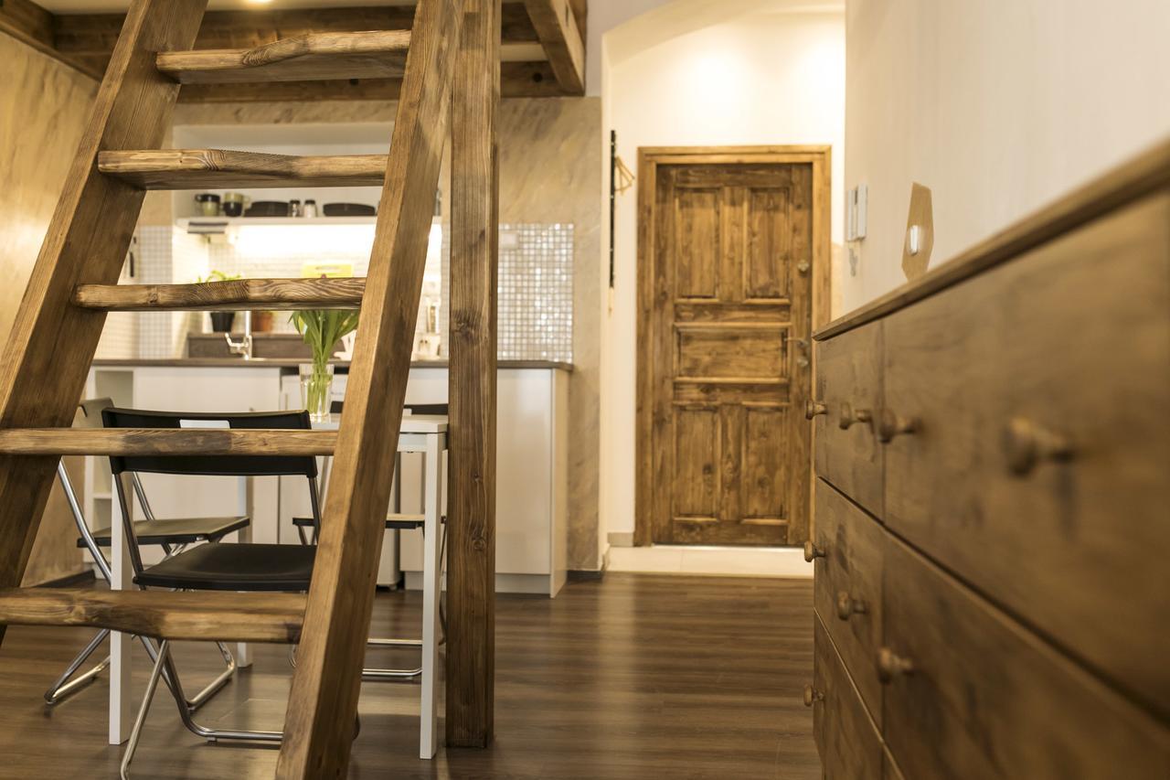 Freedom Rooms & Apartments Praha Bagian luar foto
