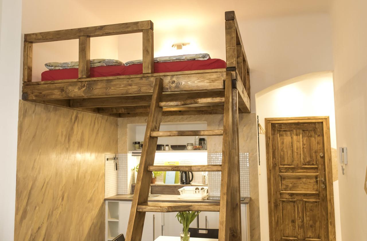Freedom Rooms & Apartments Praha Bagian luar foto